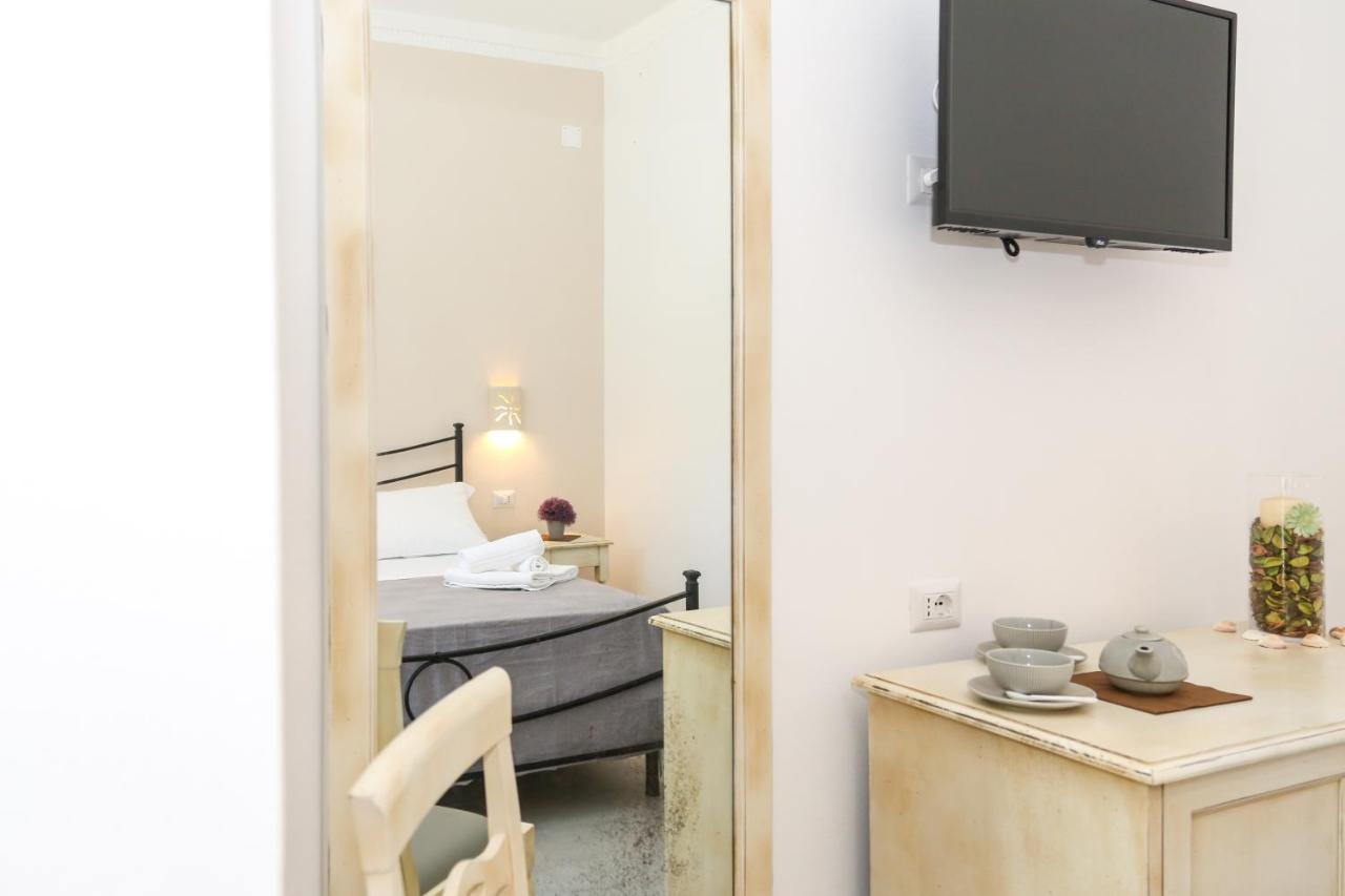 Mamire Bed & Breakfast 2*